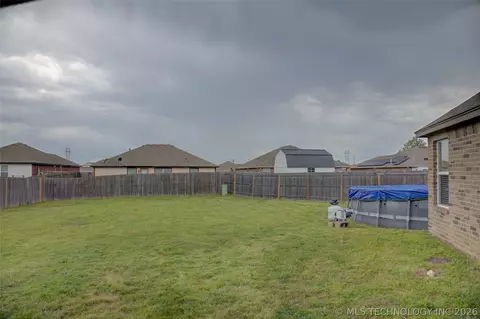1102 E 146th Pl S, Glenpool, OK 74033 photo 36