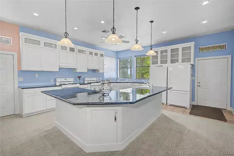 Kitchen - 116568 S 4268 Rd, Checotah, OK 74426 photo 1 of 5