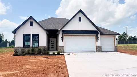 2309 E 134th Cir, Bixby, OK 74008