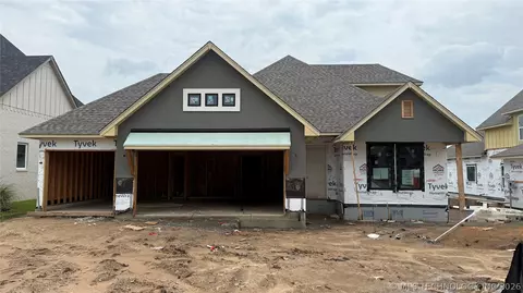 2334 E 134th Cir, Bixby, OK 74008