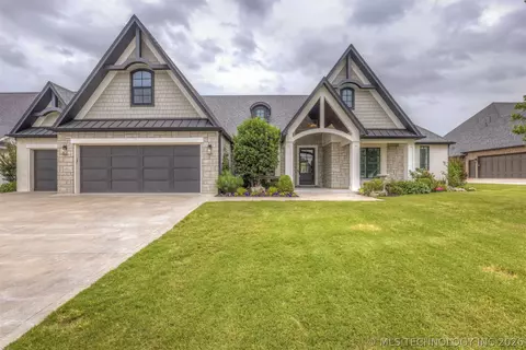 12719 S 4th St, Jenks, OK 74037
