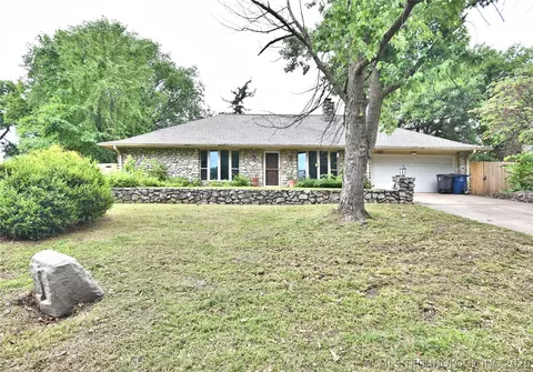 7056 E 60th St, Tulsa, OK 74145