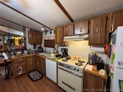 1925 Kemp, Hendrix, OK 74741 photo 33