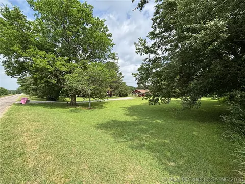 1925 Kemp, Hendrix, OK 74741 photo 4