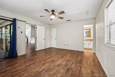Bedroom - 2754 Willafa Woods, Cartwright, OK 74731 photo 2 of 3