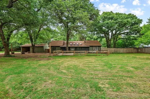 Exterior - 2754 Willafa Woods, Cartwright, OK 74731 photo 4 of 15