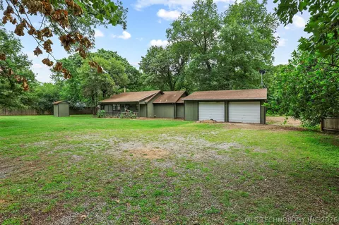 Exterior - 2754 Willafa Woods, Cartwright, OK 74731 photo 10 of 15