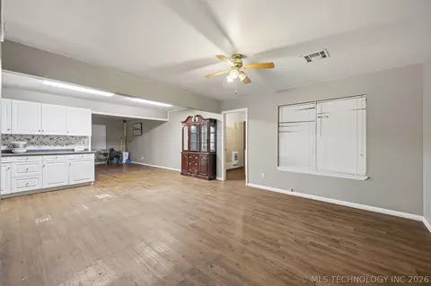 Living - 820 Charles Dr, Ada, OK 74820 photo 3 of 3