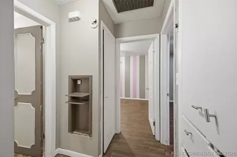 Entry Way - 820 Charles Dr, Ada, OK 74820 photo 2 of 2