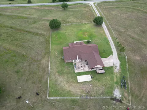 View/Area - 9488 Refinery Rd, Ardmore, OK 73401 photo 5 of 6