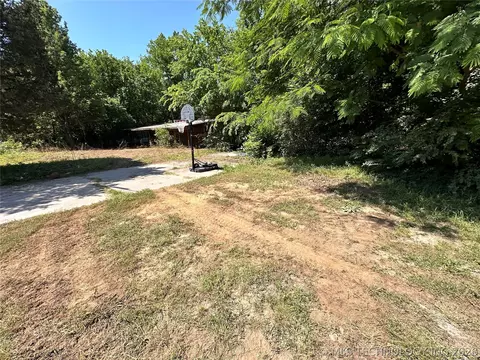 Key Boulevard, Checotah, OK 74426 photo 4