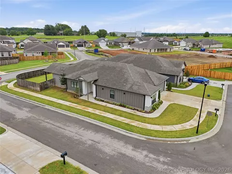 2078 E 130th St S, Jenks, OK 74037