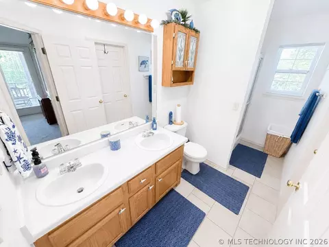 Bath - 114537 Spring Crk, Eufaula, OK 74432 photo 1 of 3