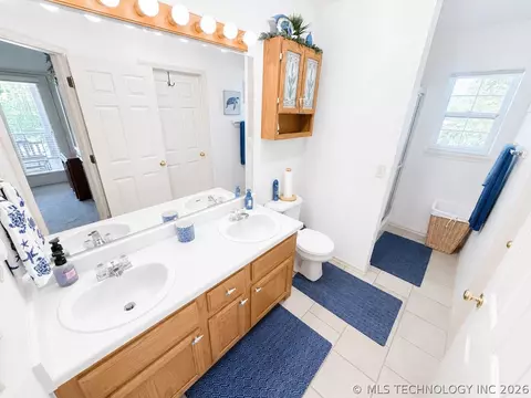 Bath - 114537 Spring Crk, Eufaula, OK 74432 photo 1 of 3