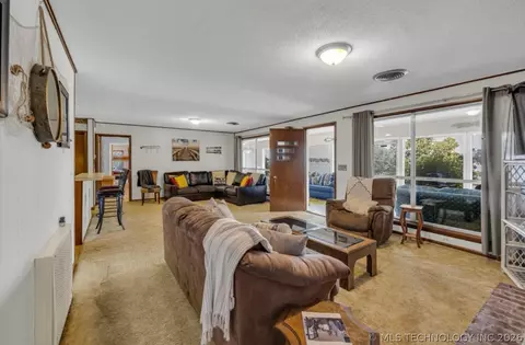 Living - 56853 E 318 Rd, Jay, OK 74346 photo 1 of 4
