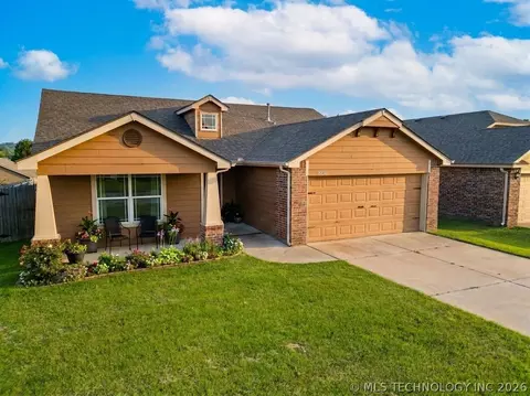 10410 S Prescott St, Jenks, OK 74037