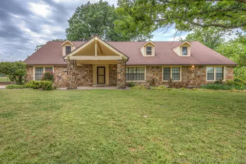 610 N 177th East Ave, Catoosa, OK 74015