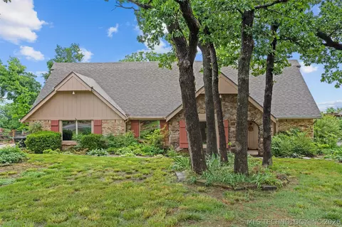 2516 Mountain Rd, Bartlesville, OK 74003