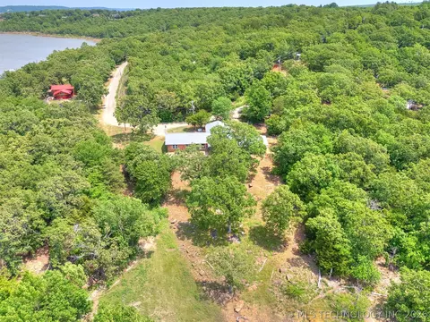 View/Area - 1082 Gaines Creek Loop, Eufaula, OK 74432 photo 3 of 7