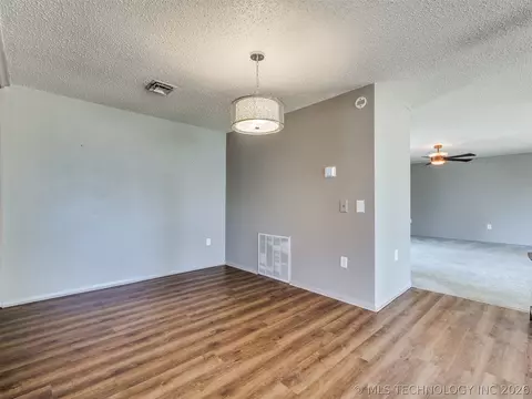 Dining - 1082 Gaines Creek Loop, Eufaula, OK 74432 photo 1 of 1