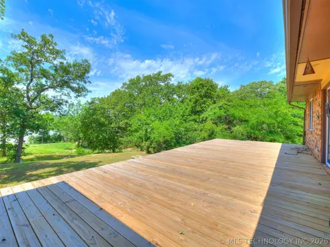 Exterior - 1082 Gaines Creek Loop, Eufaula, OK 74432 photo 6 of 11