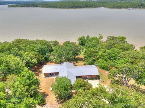 View/Area - 1082 Gaines Creek Loop, Eufaula, OK 74432 photo 6 of 7