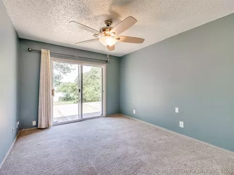 Bedroom - 1082 Gaines Creek Loop, Eufaula, OK 74432 photo 6 of 6