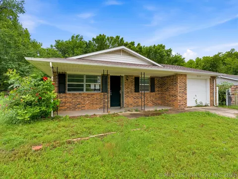 2125 E Bent Tree Dr, Ada, OK 74820