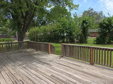 Exterior - 112 Circle Dr, Checotah, OK 74426 photo 6 of 6