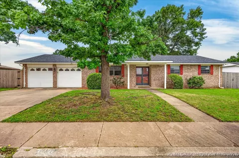 6437 Baylor Dr, Bartlesville, OK 74006