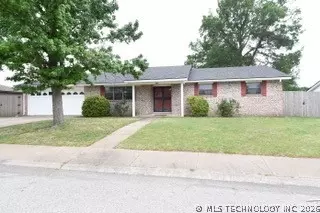 6437 Baylor Dr, Bartlesville, OK 74006
