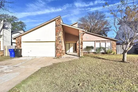 2208 W Memphis St, Broken Arrow, OK 74012