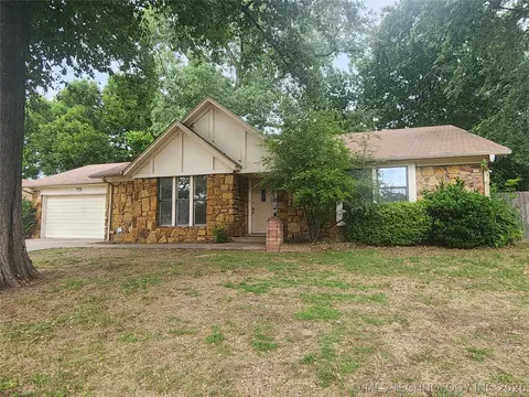 11387 S Date St, Jenks, OK 74037