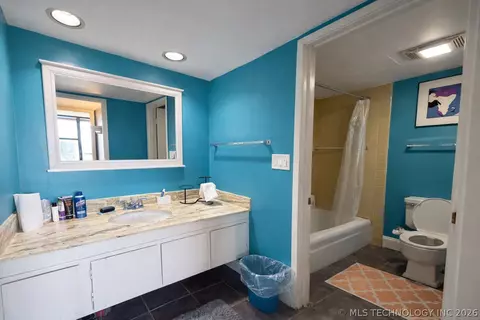 Bath - Undisclosed, Tulsa, OK 74119 photo 1 of 4