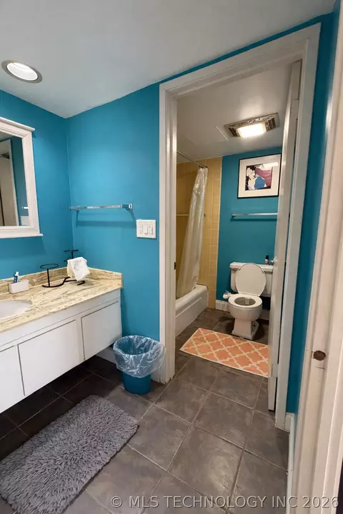 Bath - Undisclosed, Tulsa, OK 74119 photo 2 of 4