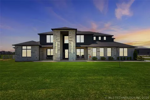 5882 E 171st St S, Bixby, OK 74008