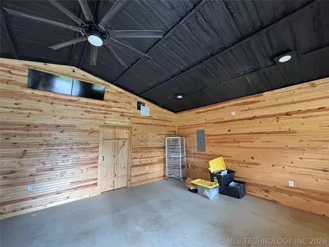 484 S Eighth, Colbert, OK 74733 photo 5