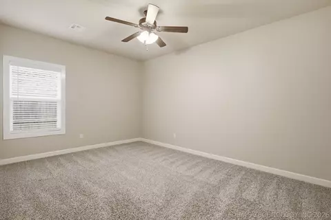 Bedroom - 814 E Delmar Pl, Broken Arrow, OK 74012 photo 2 of 5