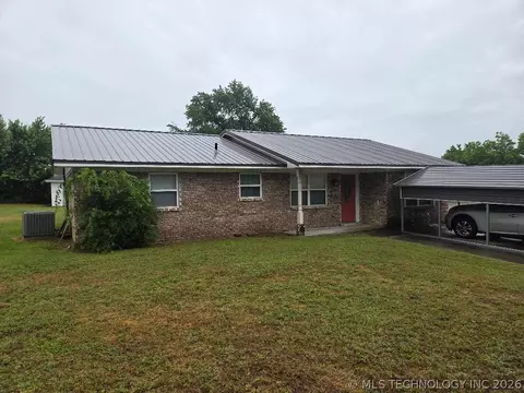 Exterior - 605 S 4th, Eufaula, OK 74432 photo 2 of 3