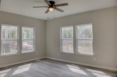 Living - 1106 E 6th St, Okmulgee, OK 74447 photo 7 of 7