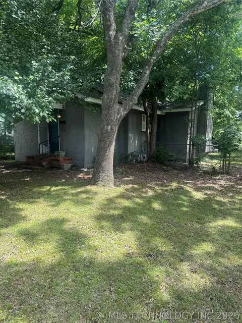 235 E Freeport St, Broken Arrow, OK 74012 photo 3