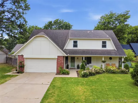 1512 S Elder Ct, Broken Arrow, OK 74012