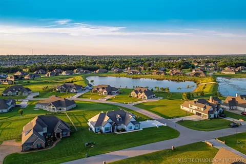 8202 N 150th East Ave, Owasso, OK 74055