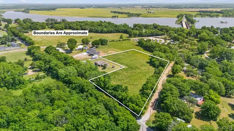 1 N 440 Rd, Adair, OK 74330