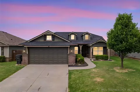10904 N 117th East Pl, Owasso, OK 74055
