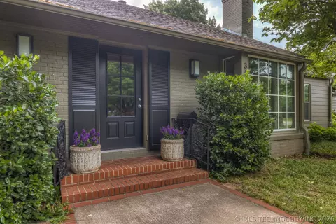 3645 S Utica Ave, Tulsa, OK 74105