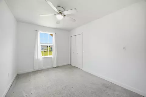 Bedroom - 978 E Cp, Mcalester, OK 74501 photo 2 of 8