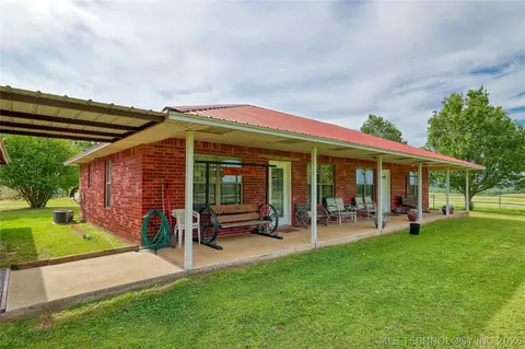 37584 County Road 1760, Coalgate, OK 74538