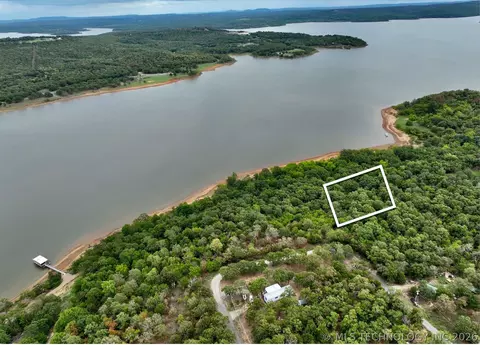 2 Estates Dr, Canadian, OK 74425