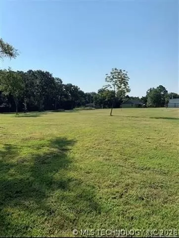 3 Pear St, Kingston, OK 73439